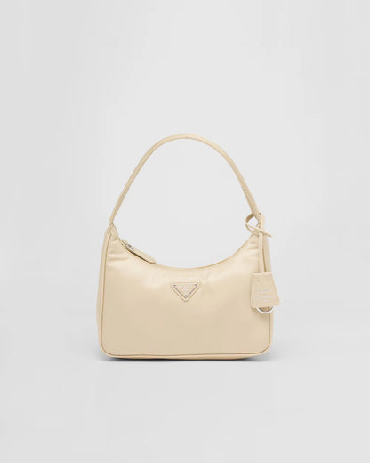 Prada  Re-Edition em Re-Nylon