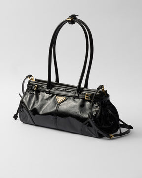 Bolsa Prada Bonnie em couro envernizado