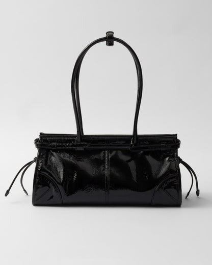 Bolsa Prada Bonnie em couro envernizado