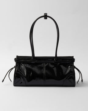Bolsa Prada Bonnie em couro envernizado