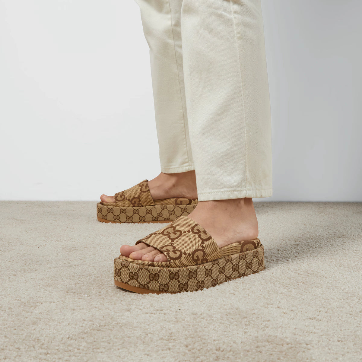 Papete Gucci Angelina Canvas Monoram
