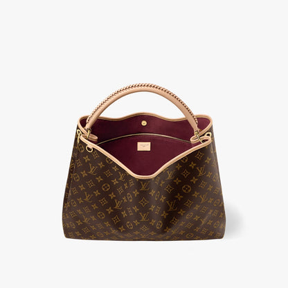 Louis Vuitton Again