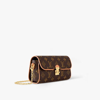 Louis Vuitton Pochette Camille